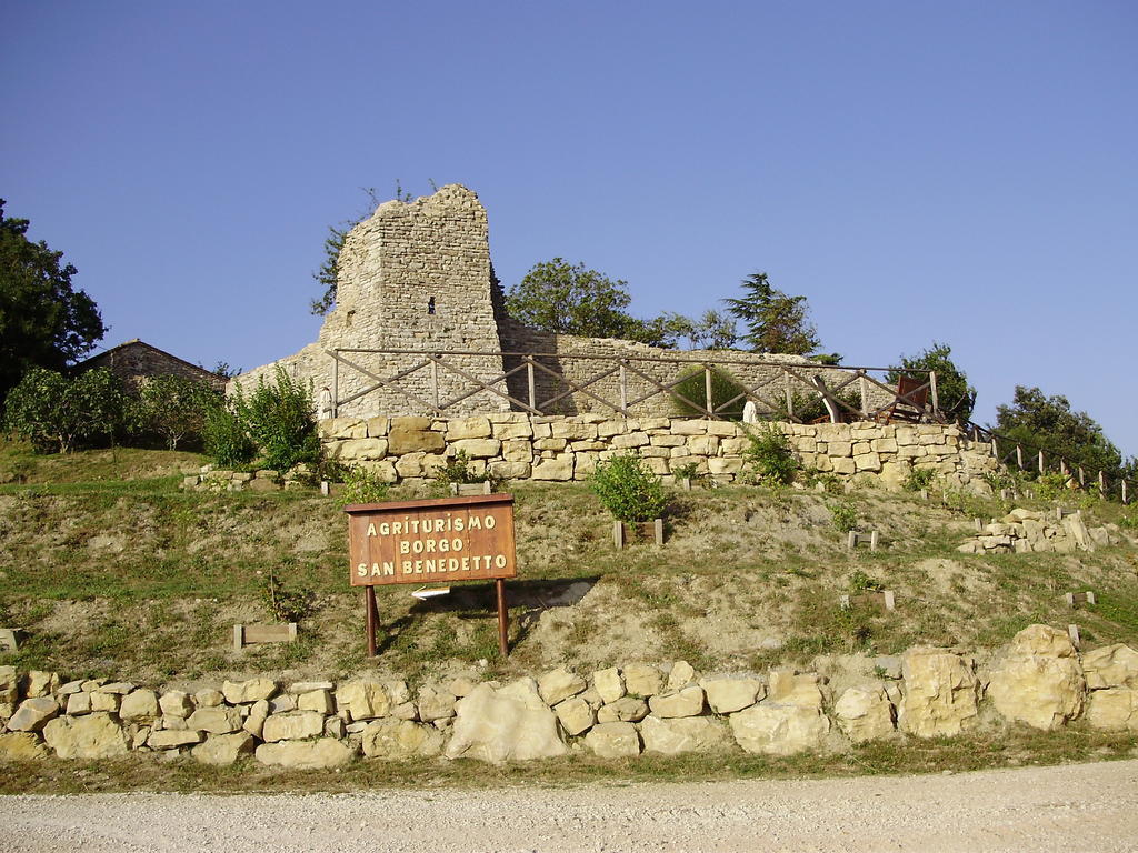 Agriturismo Borgo San Benedetto Villa Pietralunga  Eksteriør bilde